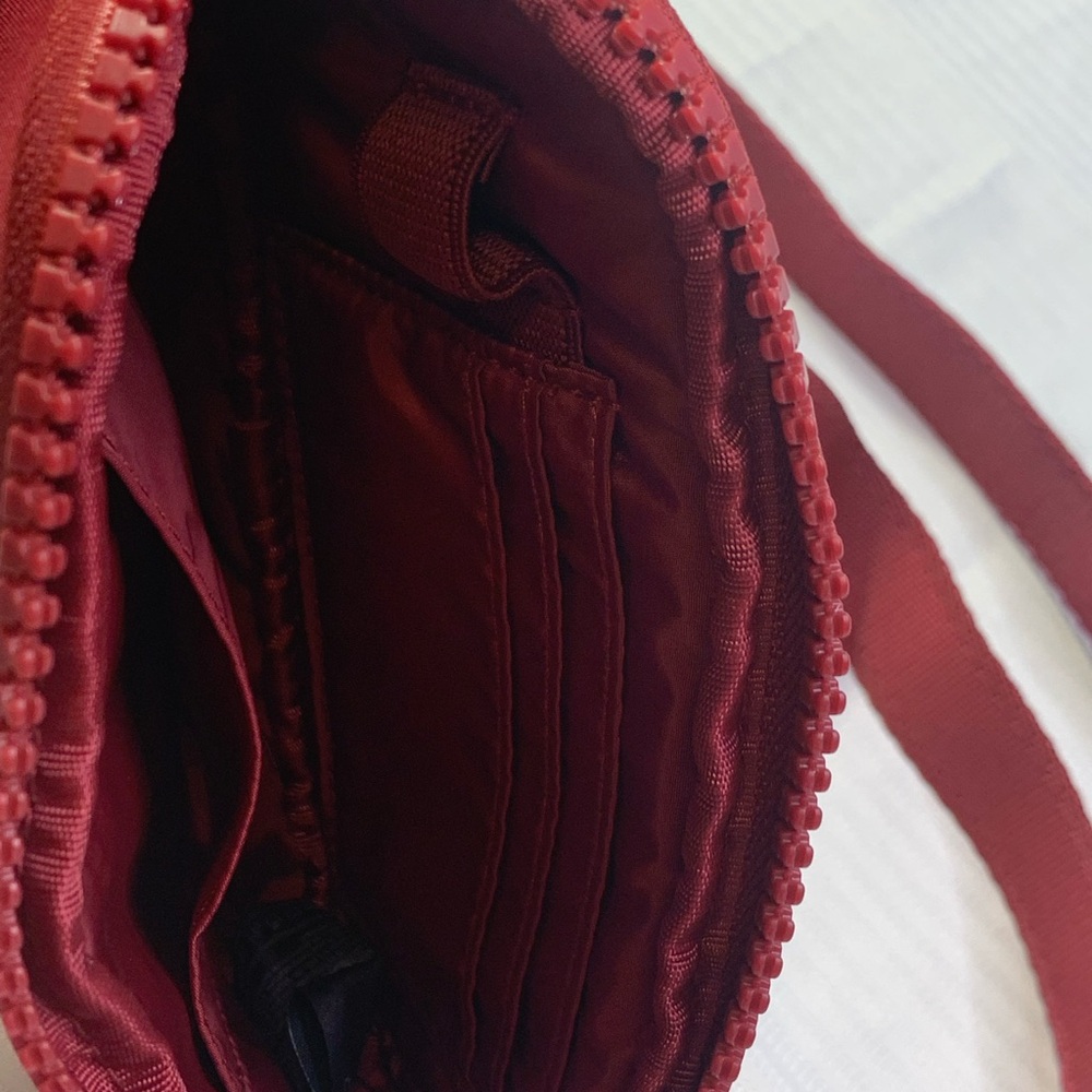 Sephora x Dagne Dover Mara Phone Sling Crossbody Bag burgundy color. NEW - Picture 9 of 9